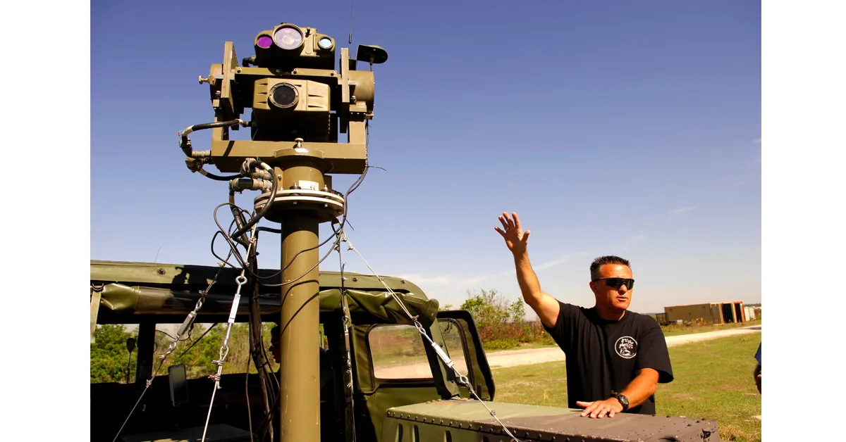 Class 1 eye-safe laser rangefinder